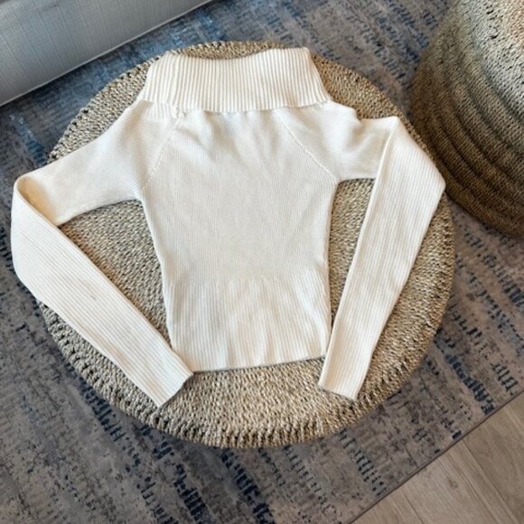 Princess Polly Cream Morley Off Shoulder Sweater, M/L - Picture 6 of 9